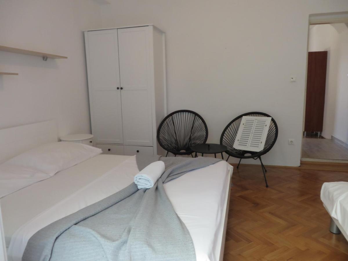 Apartments Tonka Pakostane Ngoại thất bức ảnh
