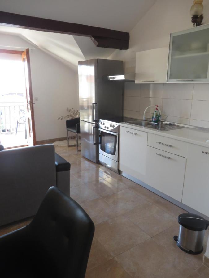 Apartments Tonka Pakostane Ngoại thất bức ảnh