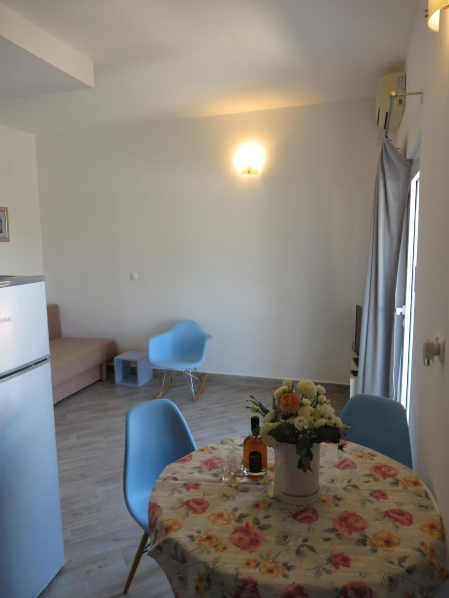 Apartments Tonka Pakostane Phòng bức ảnh